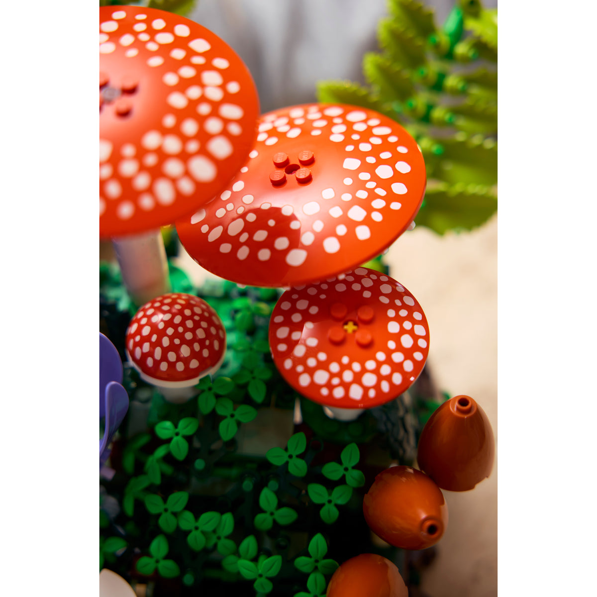 The LEGO® Group Botanicals Woodland Mushrooms Set 11505