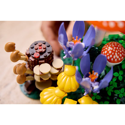 The LEGO® Group Botanicals Woodland Mushrooms Set 11505
