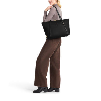 Tumi Voyageur Q Tote