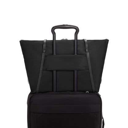 Tumi Voyageur Q Tote