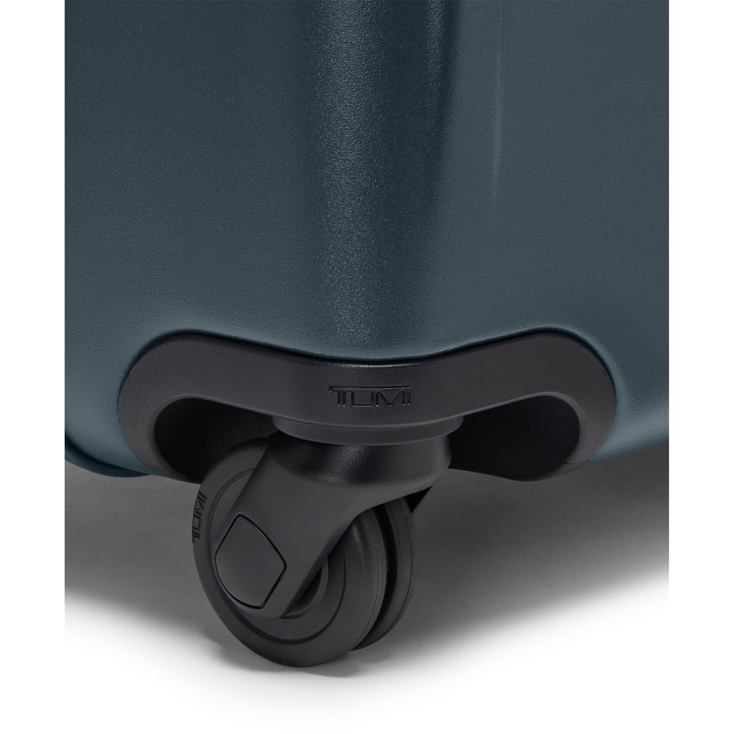 Tumi Ventra Expandable Carry On