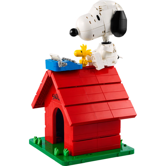 The LEGO® Group Ideas Peanuts: Snoopy's Doghouse Set - 21368