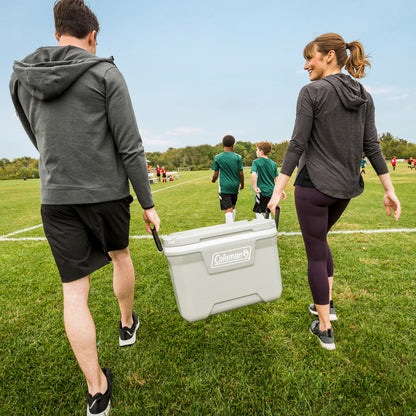 Coleman Classic Series 52-Quart Hard Cooler, 49.2-Litre Capacity