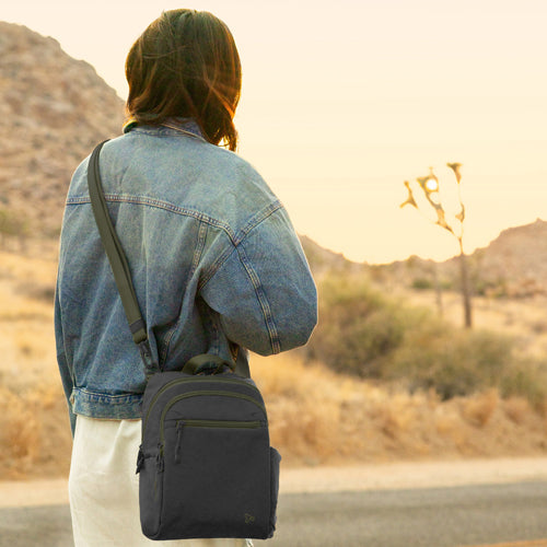 Travelon The Voyages Anti-Theft Tour Bag