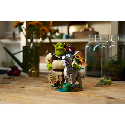 The LEGO® Group Shrek: Shrek, Donkey & Puss in Boots Set 72423