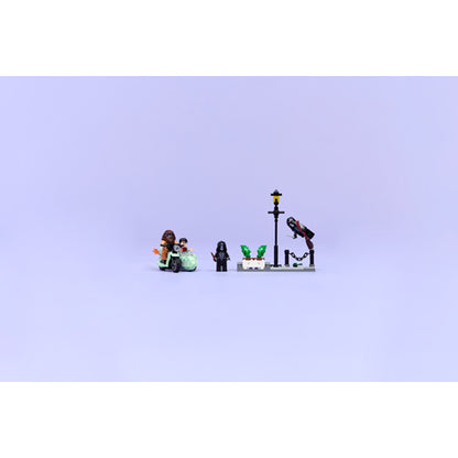 alt image