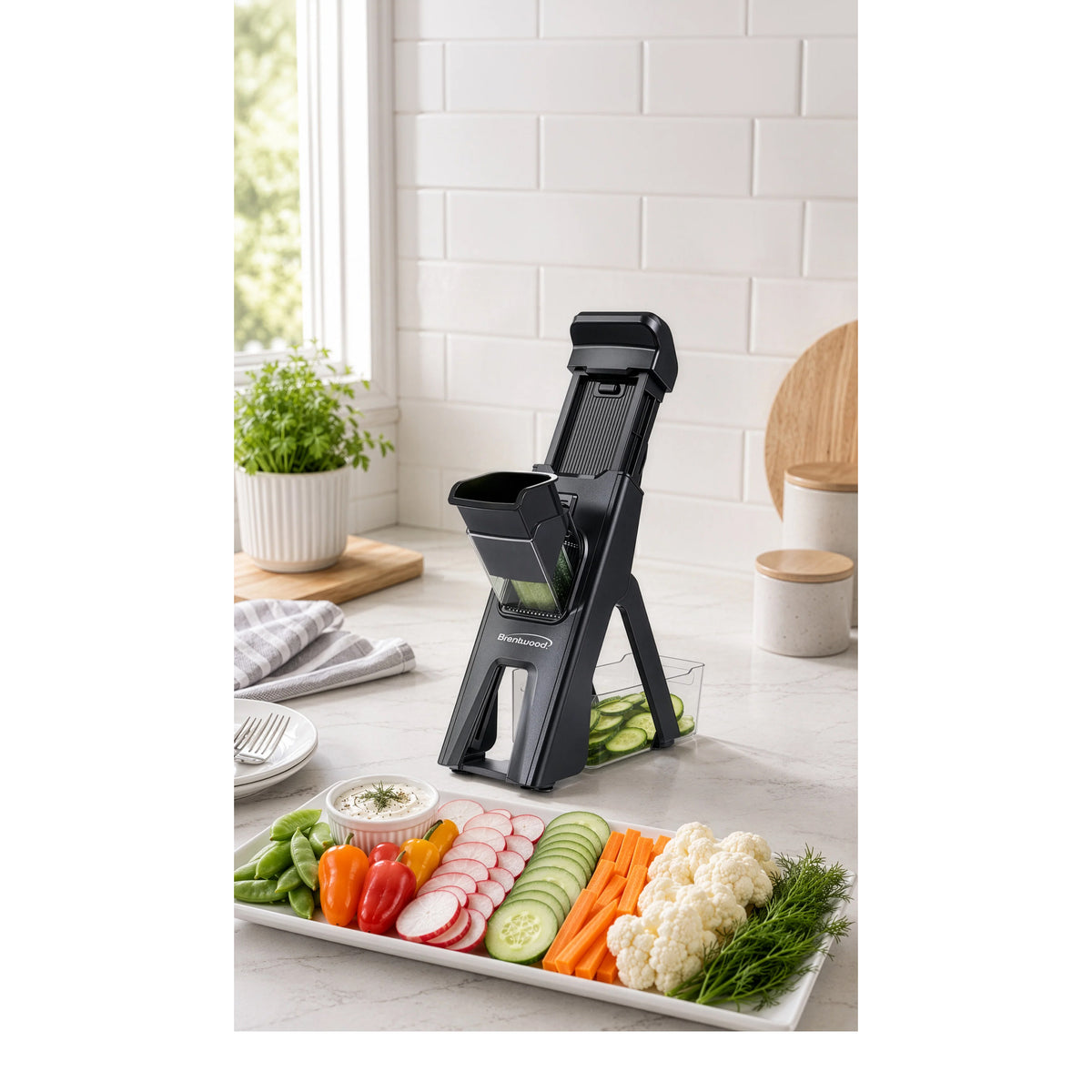 Brentwood 3-in-1 Safe Mandoline Slicer, Vegetable Chopper