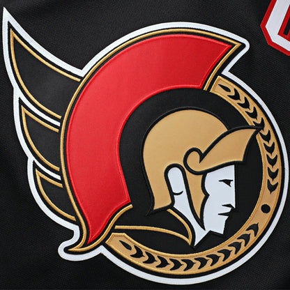 alt image